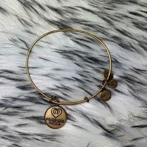 Star Wars “I love you. I know” Alex & Ani bracelet